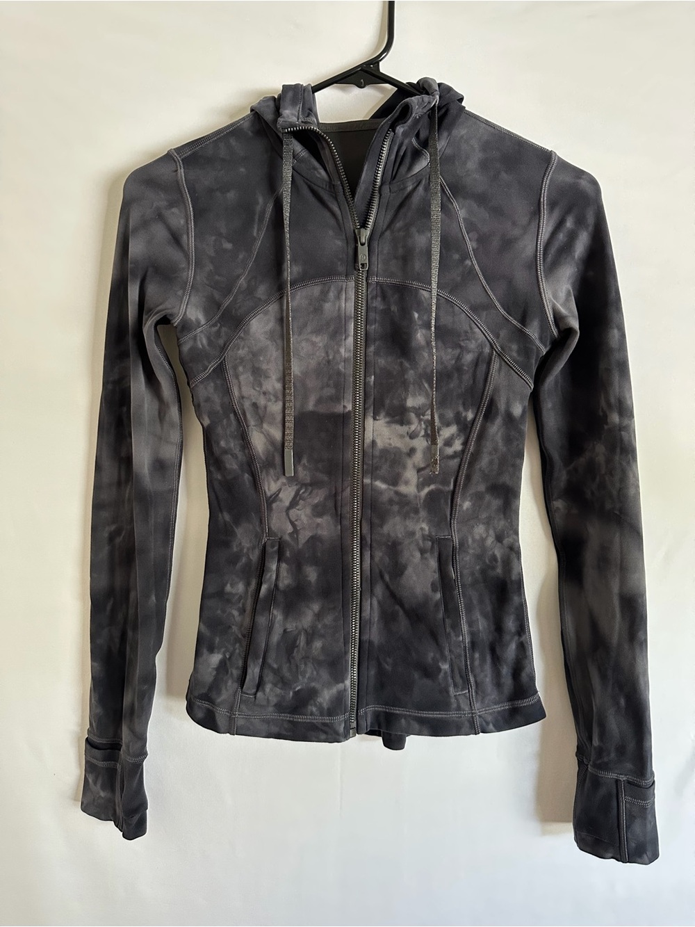 Lululemon Hooded Define Jacket in a Diamond Dye Pitch Grey 2, athleisure